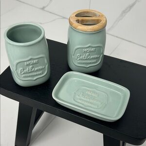 Simons Mint Green Bath Accessories Set
